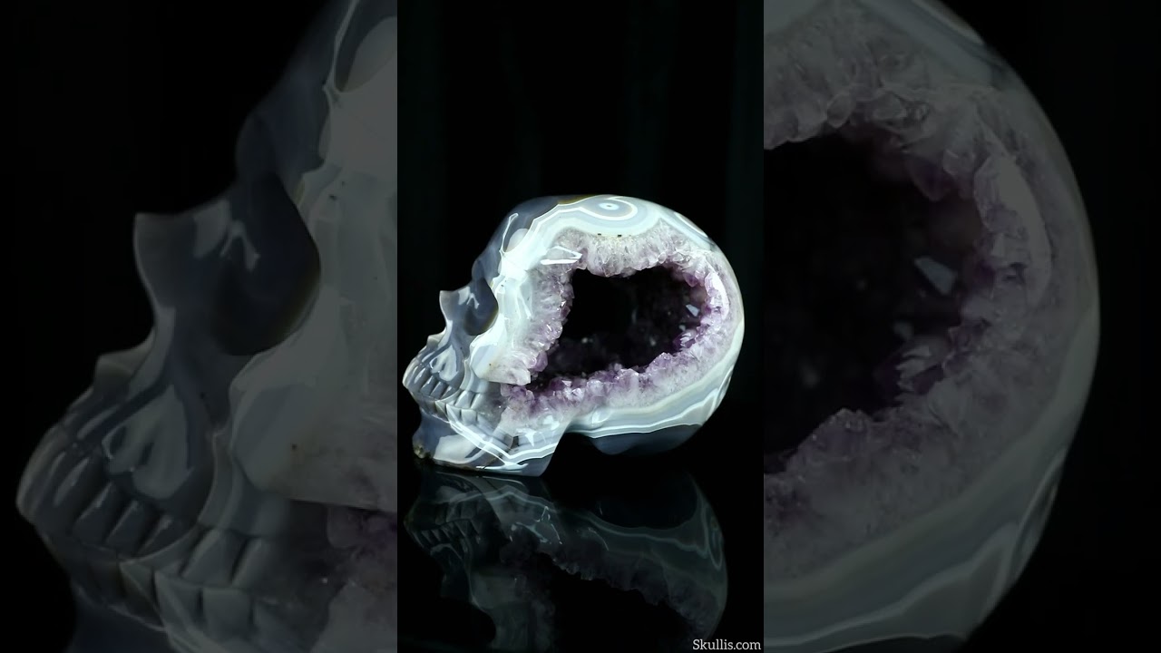 Apoxy Resin Skull with geode