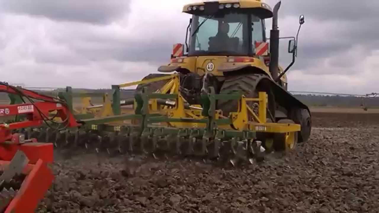 Challenger MT 765C// Lachaud 6m// Rouleau Güttler