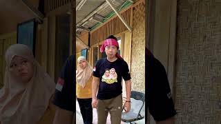 Download Lagu BELUM MERDEKAAA #lucu #pasutrikocak #komedi MP3