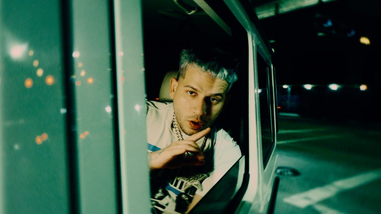 在 YouTube 上观看 Dei V - CLIMA (Official Video) 在 YouTube 上观看 Dei V - CLIMA (Official Video)