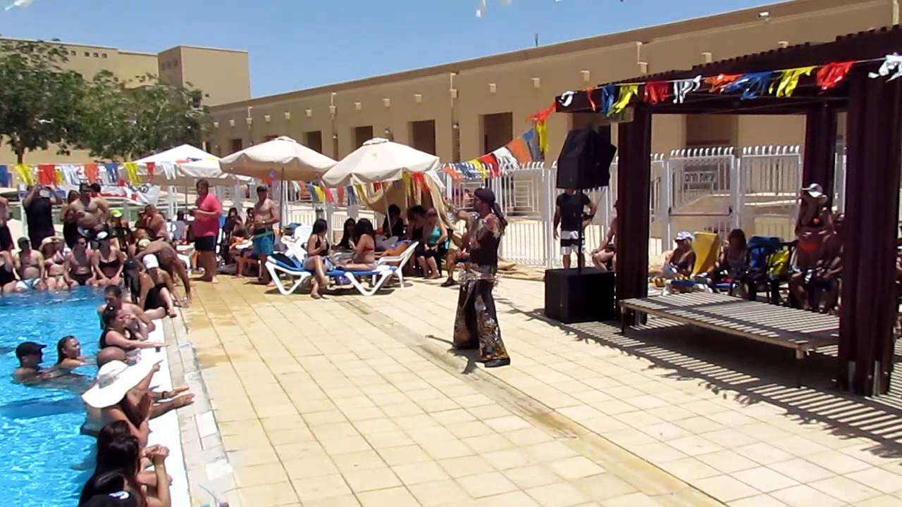 Asi Haskel , show "Masada" Dead Sea, May 5th