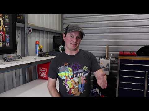Removing a Broken Bolt Using an Extractor Drill Bit