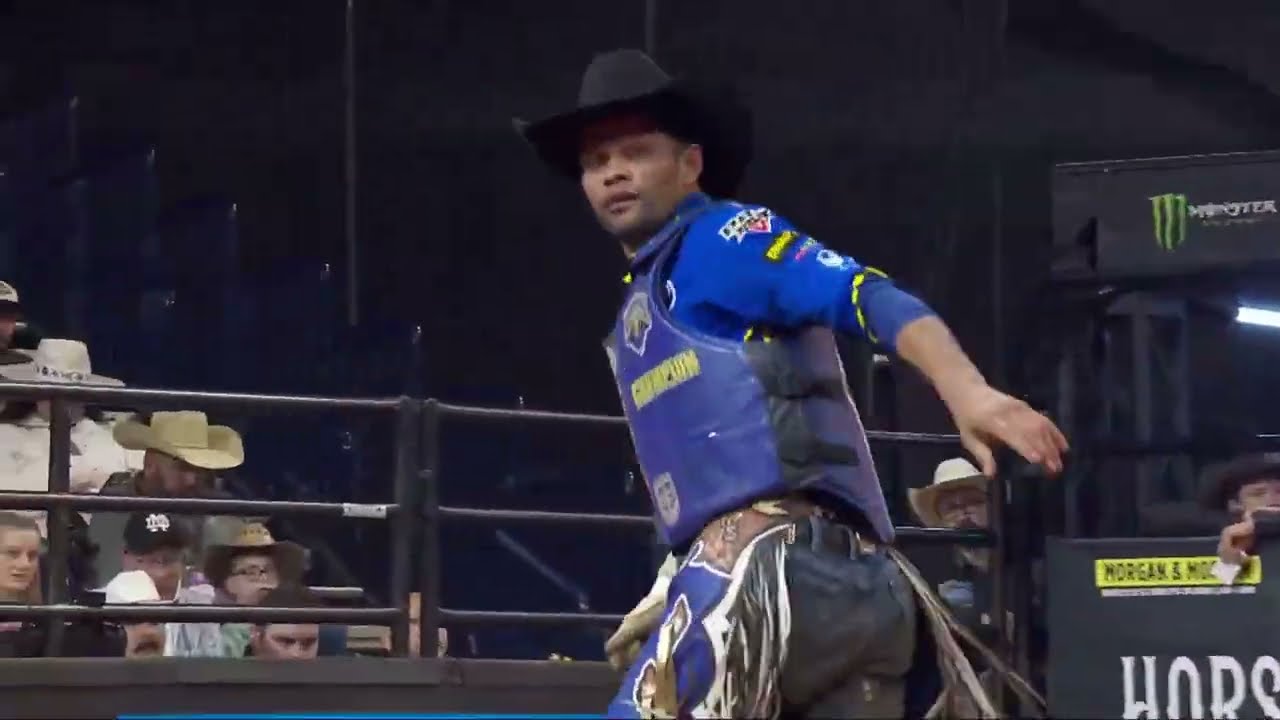 Alan de Souza on Let Him Fly