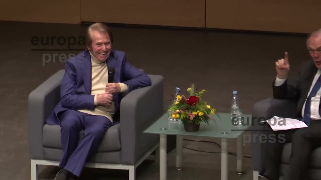 Entrevista.Raphael habla como nunca del amor que siente por su mujer, Natalia Figueroa.13.02.26.