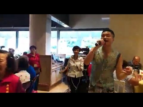 Henry歐志明🎤擁抱你離去 赤柱歌迷聯歡聚會 (影片由歐志明歌迷會提供) 2019-7-26