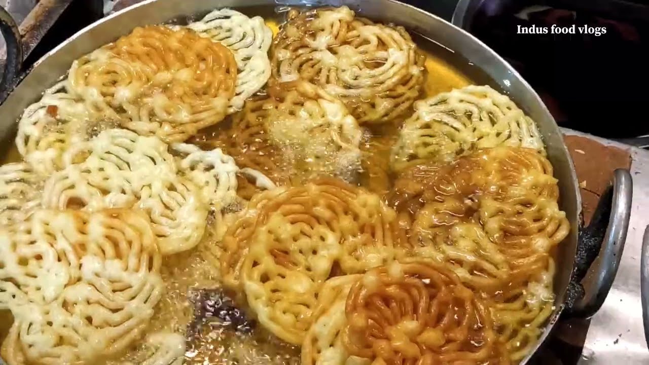 Bachpan ki Yaadein Taaza: Doodh Jalebi aur Kadakti Thand! Sardi ki Subah aur Garma Doodh Jalebi