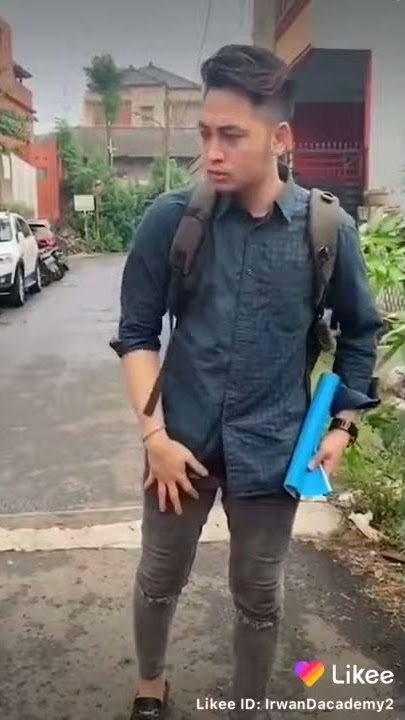 Cewek bajingan.