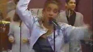 Milly Quezada - ENTRE TU CUERPO Y EL MIO - show de las 12