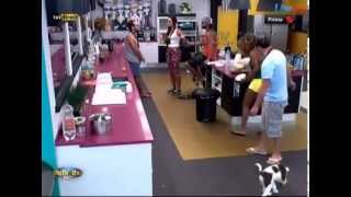 Flavio confrontado por Kelly e Pedro 0907 p2