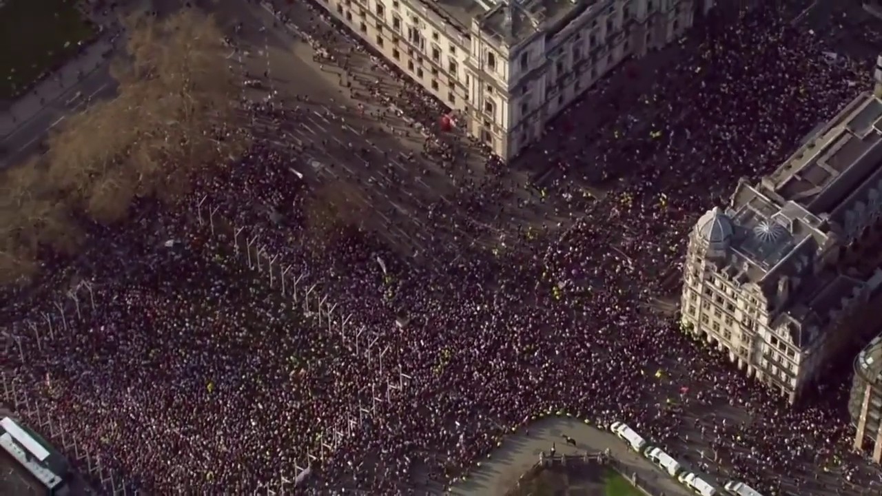 Pro-Brexit Campaigners Protest In The 'Leave Means Leave' March | LIVE | TIME