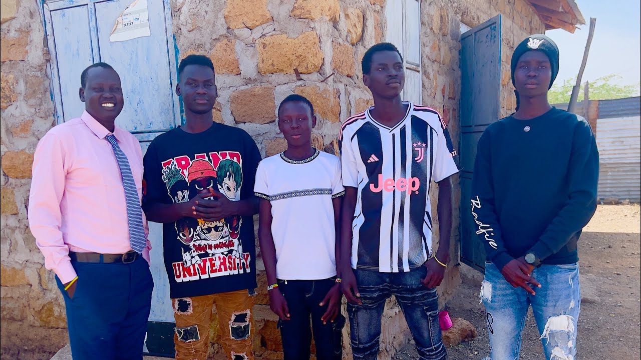 Lam mana tiic GMAL dikwøng kakuma dwää adäk 