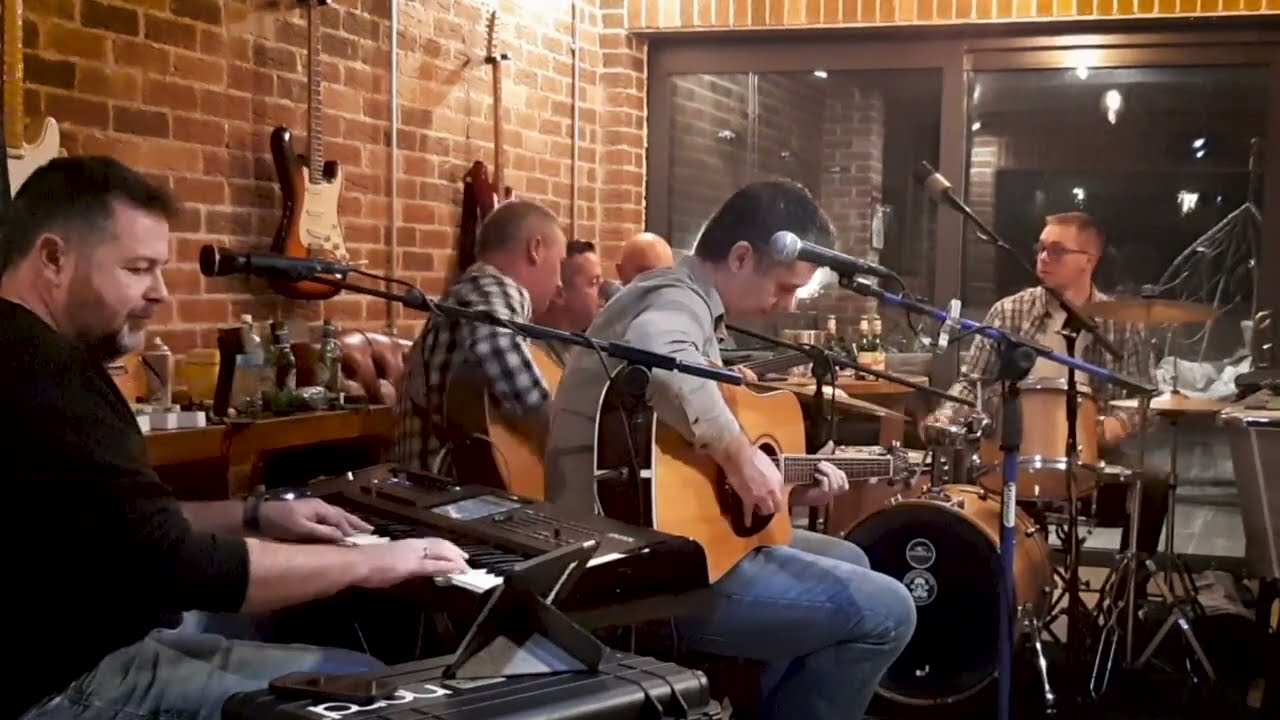 Big Country - Bela Fleck cover by Cork band The Common Good.