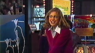 Celebrity Zena Jeans - "A Difference Between My Boyfriend & Me" with Jayne Modean (Commercial, 1979) Wealth