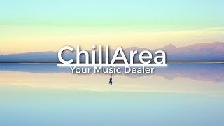 Squalzz Ft Nadia - Follow Me