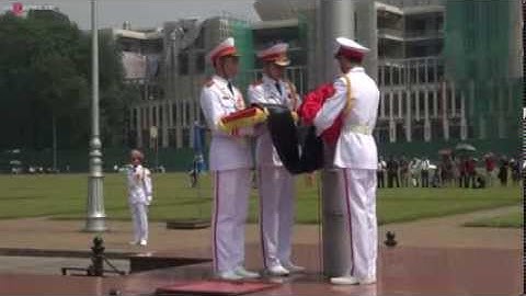 Lễ hạ cờ tại Ba Đình - Treo cờ rủ quốc tang Đại tướng Võ Nguyên Giáp