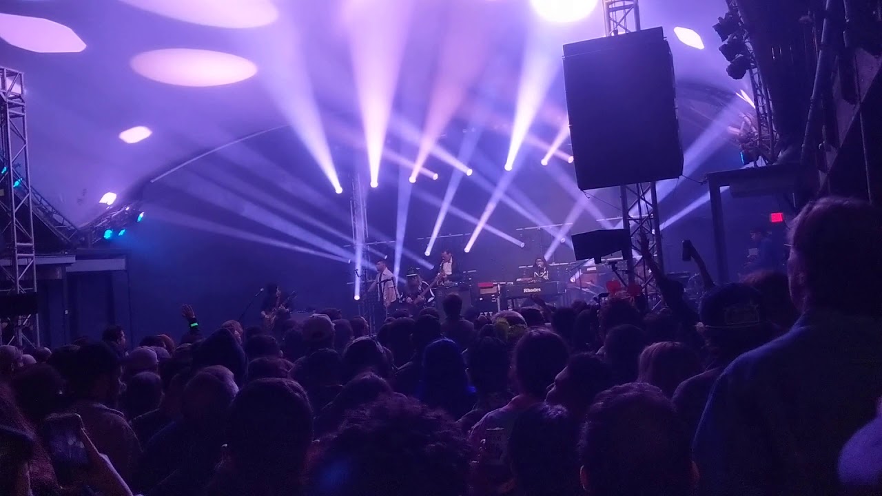 Lettuce Everybody wants to rule the world live snippet YouTube