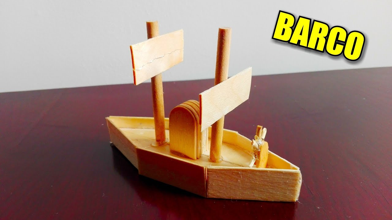 BARCO hecho con de helado -