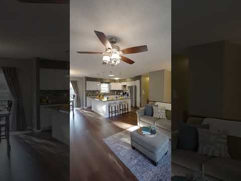 2940 Willow Drive, Bettendorf, IA home video tour