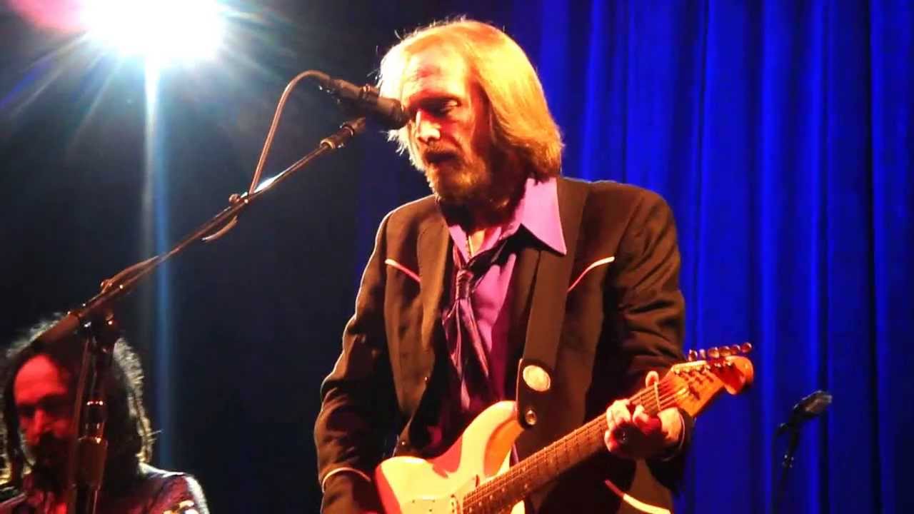 7  The Best of Everything TOM PETTY & THE HEARTBREAKERS Pittsburgh PA Consol 6-20-2013 CLUBDOC