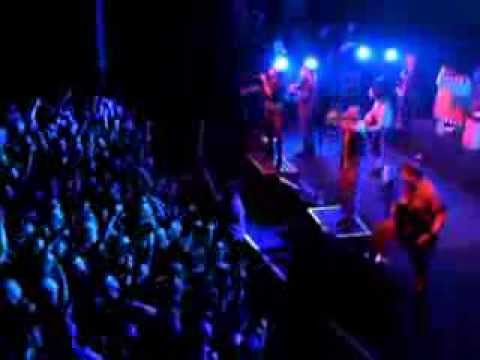 Gogol Bordello - Start Wearing Purple (live in Paris)