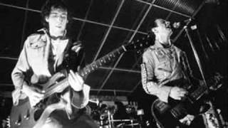 The Clash - Cheat (Live at Mont de Marsan - France - 5/6 August 1977)