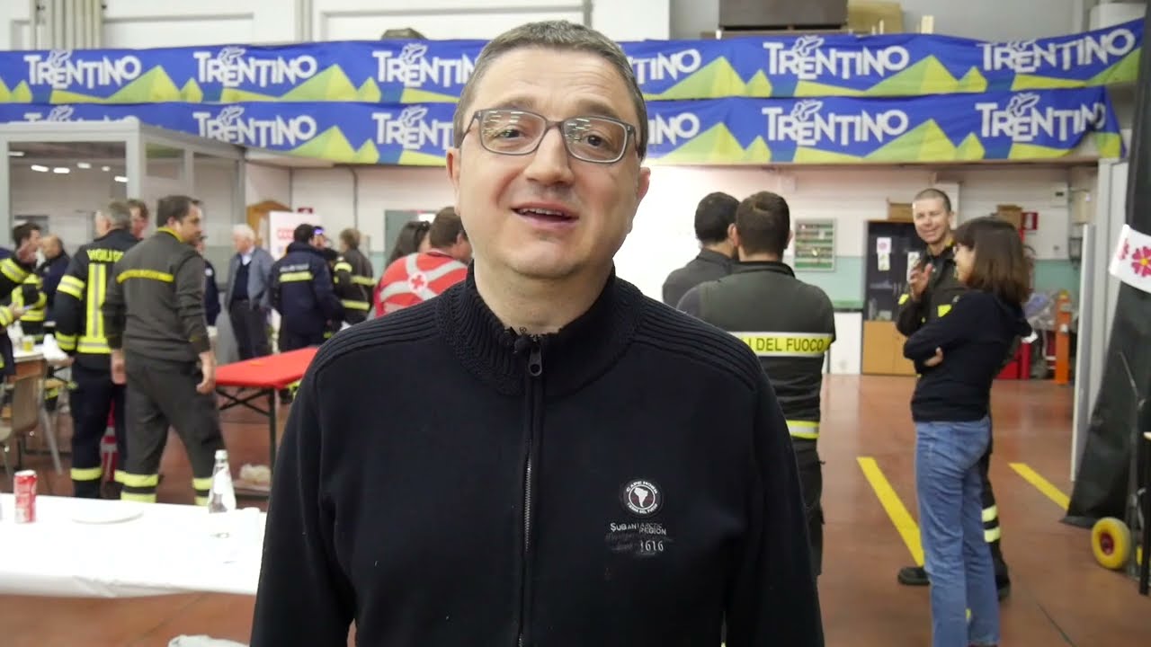 Maurizio Fugatti all'arrivo della Protezione civile dalla Moldavia