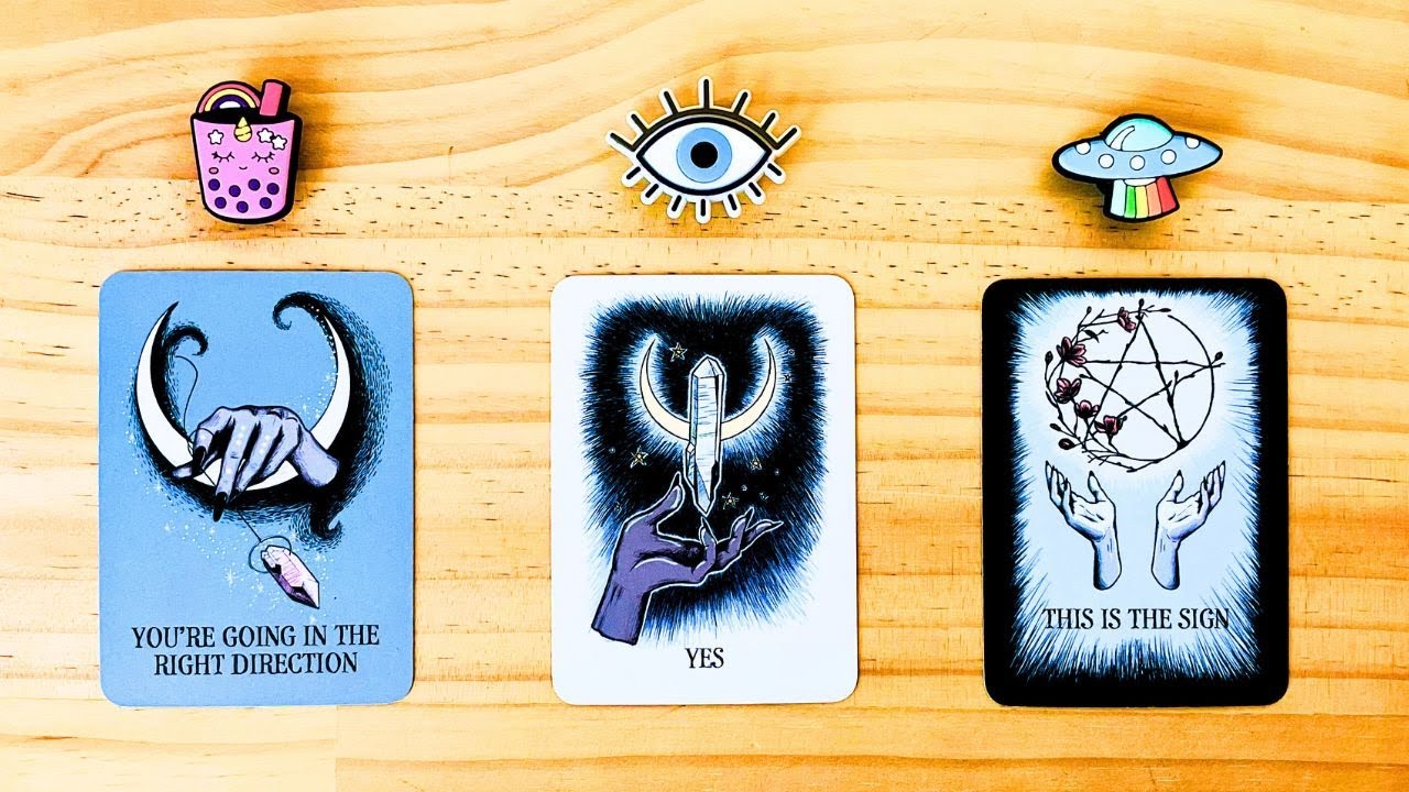 👀 IF YOU SEE THIS 👀 you need to hear this message from your FUTURE SELF ✨timeless✨tarot✨pick a card