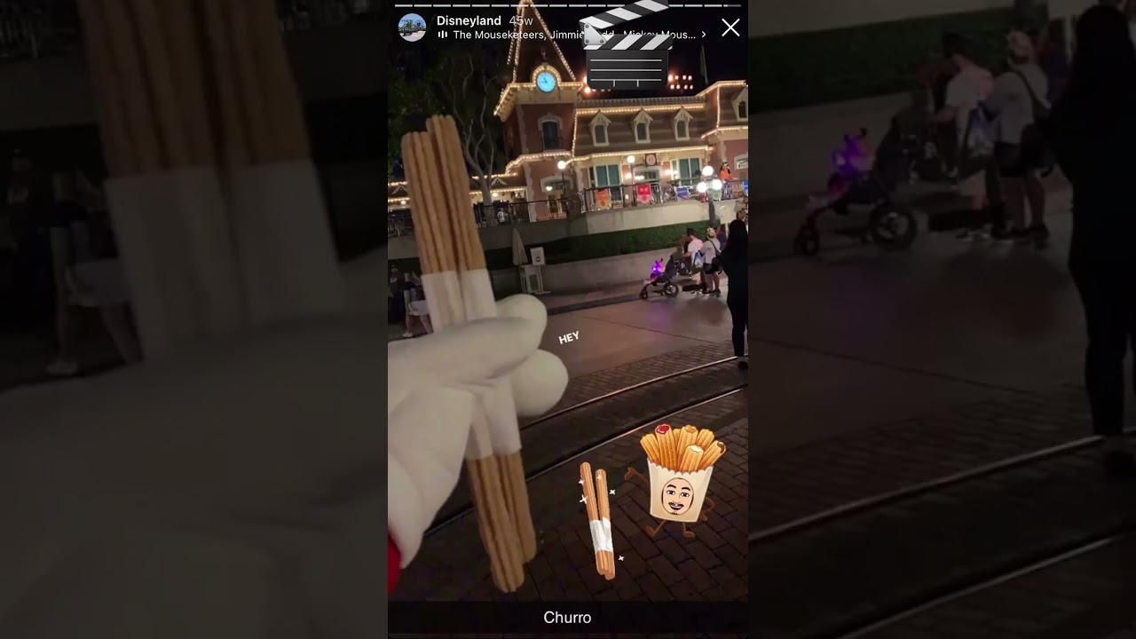 Disneyland Main Street USA Disney Gloves With Churros & Star Wars Sprite In Batuuese From Batuu