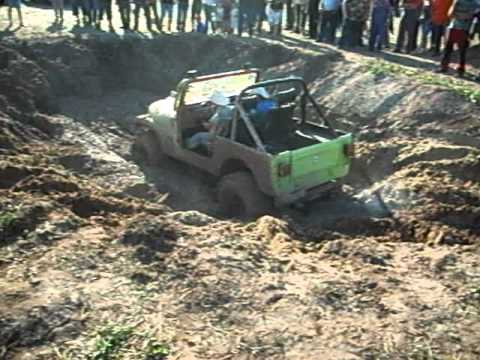 22 Internationales Jeep Treffen Schellert Schlammloch Mit Kreuzgelenkbruch Youtube