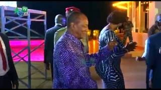 Pr  ALPHA CONDE AU BAL DES GRANDS SANS COMMENTAIRE