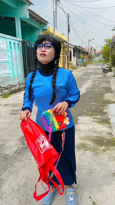 PERJUANGAN KAKAK BAHAGIAIN ADIK | NURRAYNI25