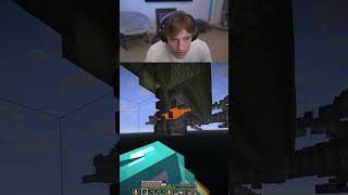 DrDonutt got scared by the totem poping in the wall #donutsmp #crazy #drdonuttclips