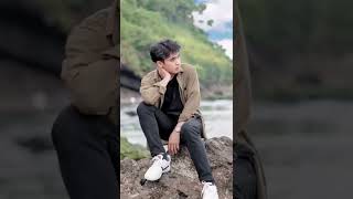 3 Ide Pose Foto Duduk Di Alam 3 Ide Pose Foto Duduk Di Alam