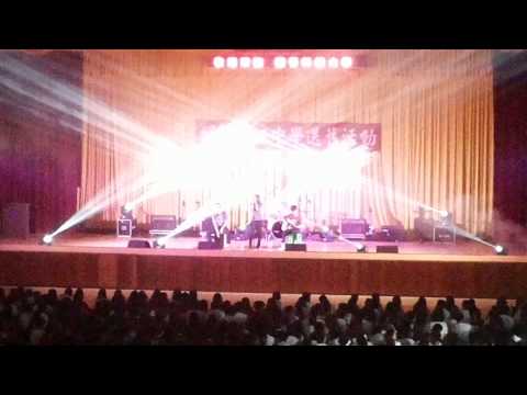 醒吾送舊吉他社表演