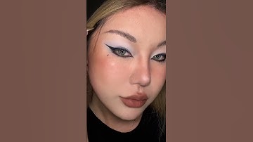 Flawless natural-looking brows in a snap! #swatches #eyebrows #browtutorial