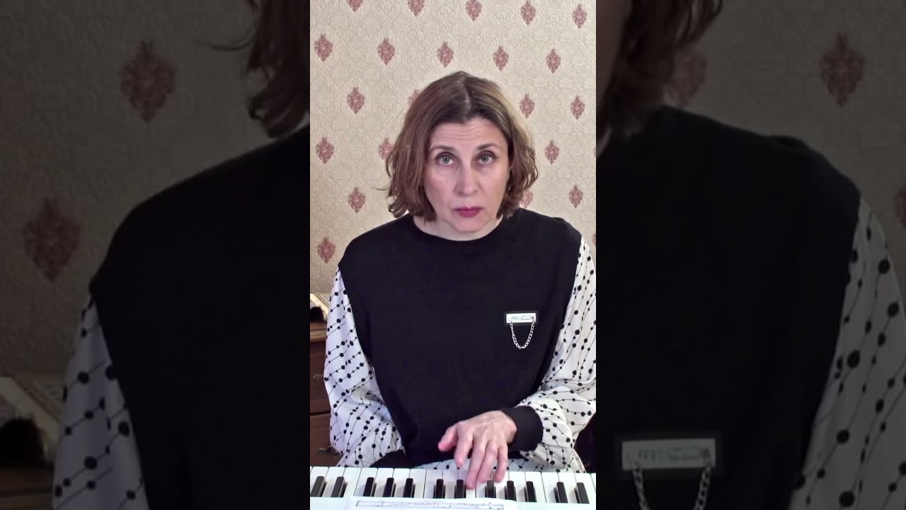 Как учить аккорды левой рукой