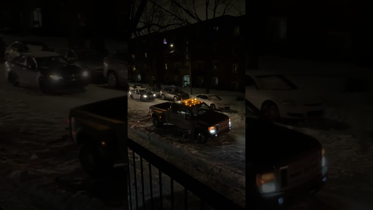 Montréal snow removal tow trucks warn people to move their cars with