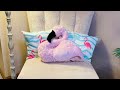 Flamingo throw pillows