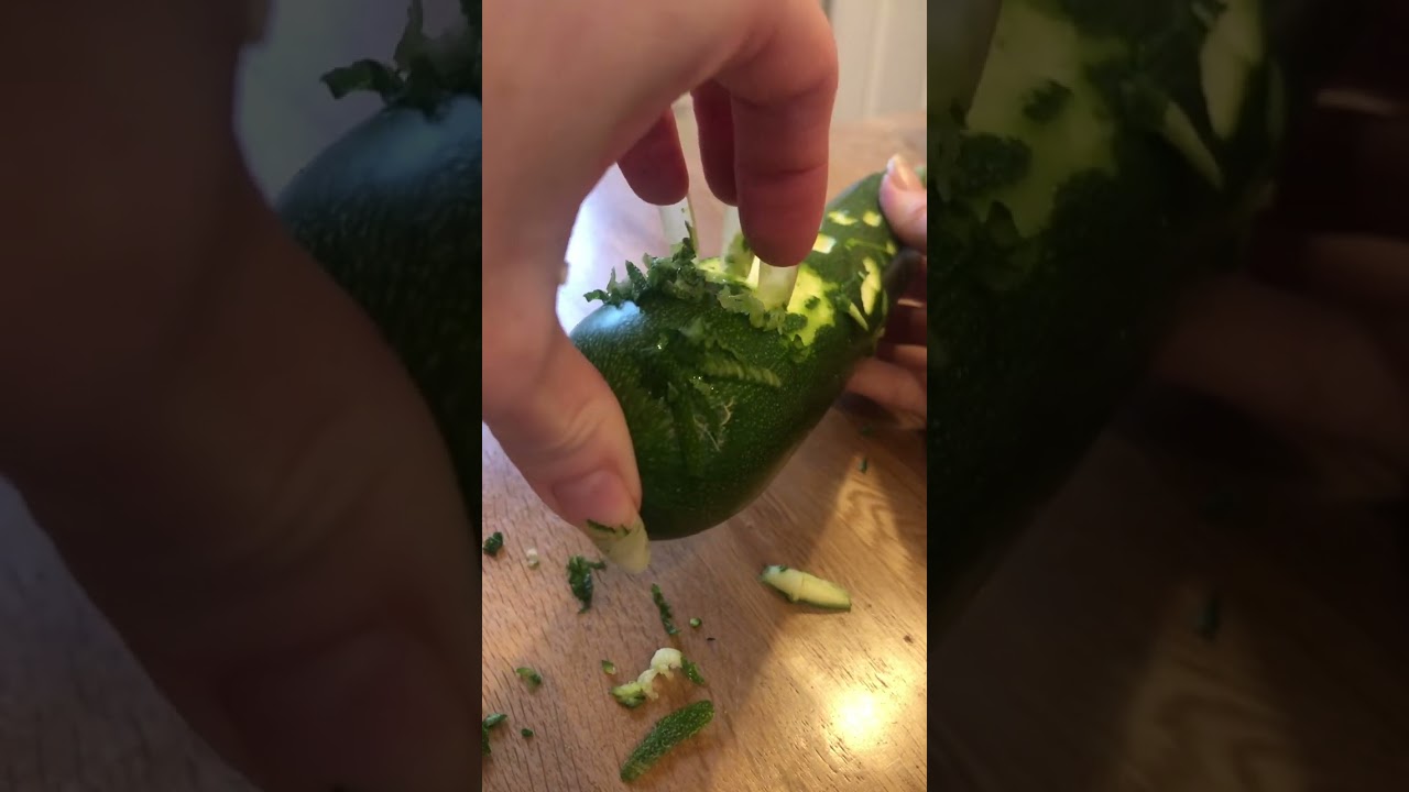 Long Natural Nails Destroy a Zucchini (Courgette) - Scratching Clawing - ASMR - Flicking and Tapping