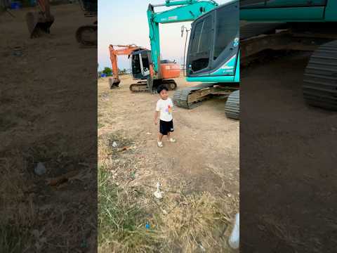 แม็คโครคันไหนใหญ่กว่ากัน!! #เคนจิ #รถแม็คโคร #excavator #รถขุดดิน #รถตักดิน #รถก่อสร้าง