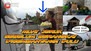 Pray before leaving // Jeruk Kintamani - Jakarta