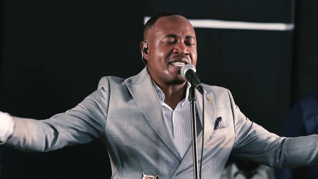 Zarura Musuwo - Joseph Nyakabau (Live at Prolifiq)