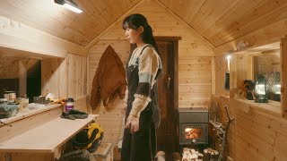 I'm moving into a cabin! / Building a bed, woodburning stove / A house on wheels / DIY house deco