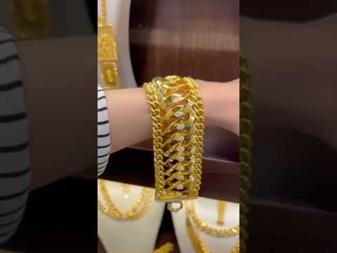 أساور عريضة عيار 21 ذهب ومجوهرات ملكية