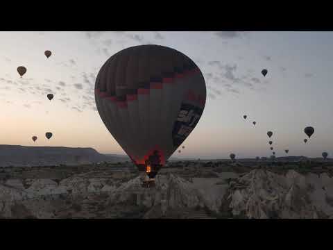 Kapadokya, aşıklar vadisi balonlar geçidi