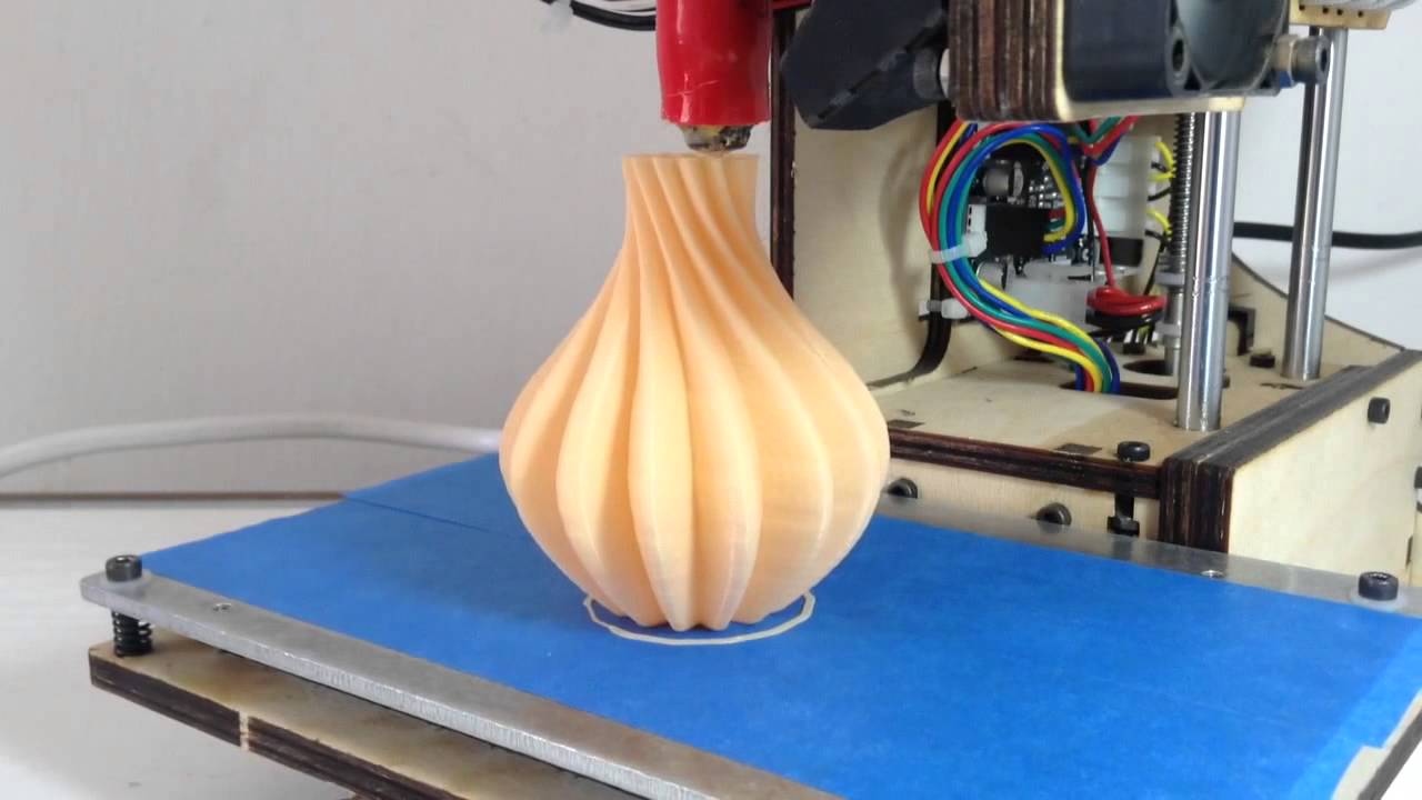 Starelt Vase 3 (thingiverse 251199) printed on a Printrbot Simple
