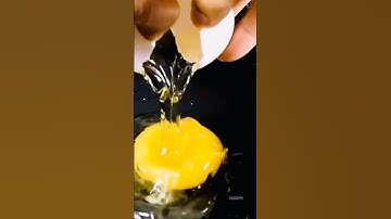 What’s Really Inside Egg Yolk? Not a Baby Chick! 🥚🤯#shorts