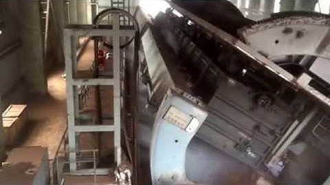 Dry fog dust suppression system