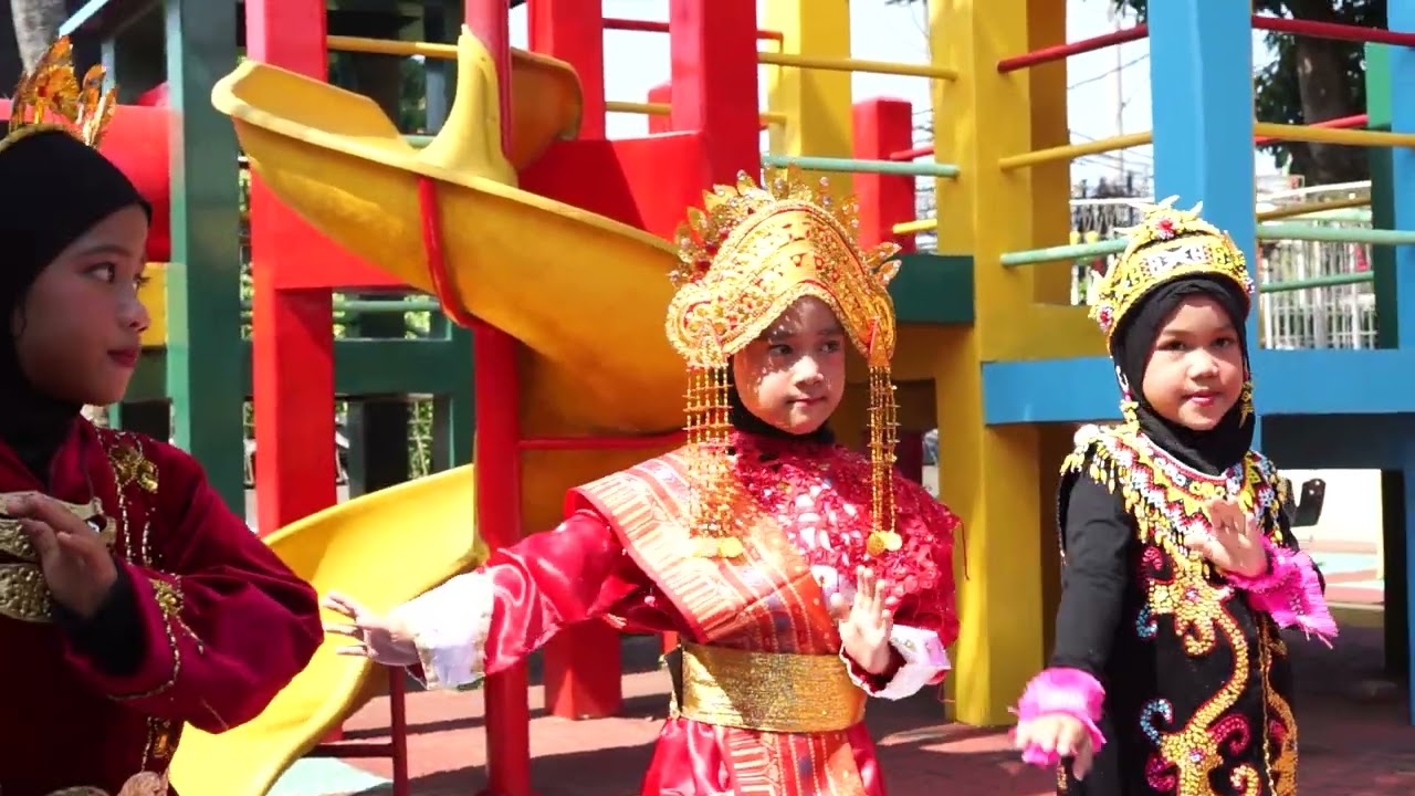 Tari Kreasi Nusantara TK Al-Hamidiyah Depok