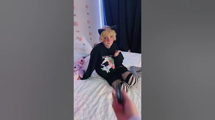 I love painting my boyfriends nails 😊 #pastelnails